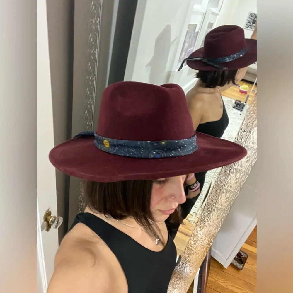 Johnny was burgundy Celestin scarf felt hat boho chic - Picture 3 of 4